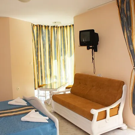 호텔 Family Paros 2