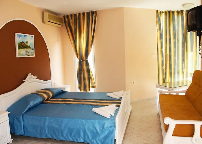 Family Paros 2 2* Pomorie